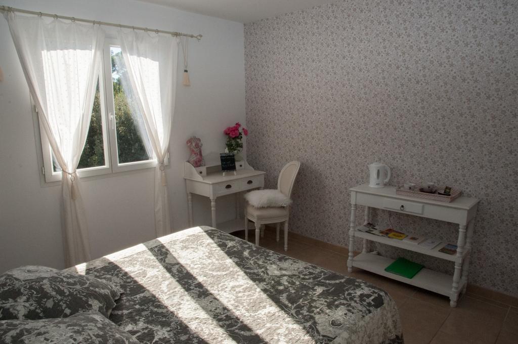 Le Mas Pinede Lorgues Exterior photo