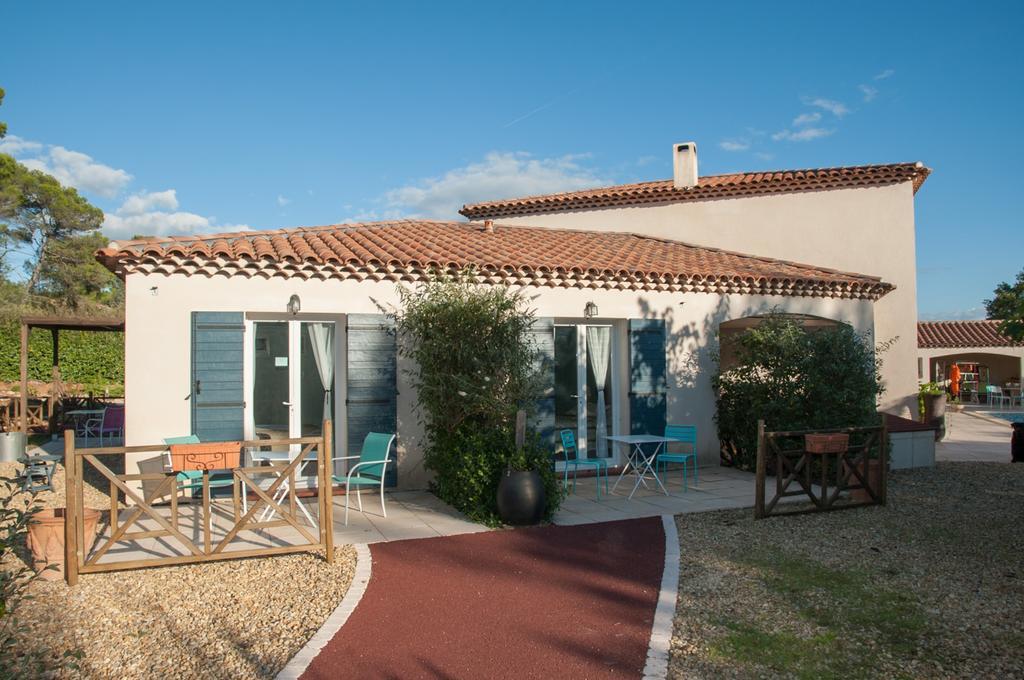 Le Mas Pinede Lorgues Exterior photo