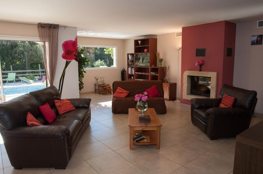 Le Mas Pinede Lorgues Exterior photo